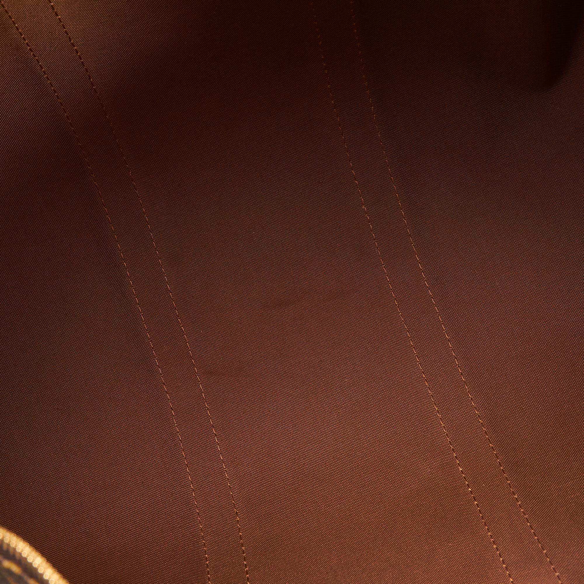 Louis Vuitton Monogram Keepall 50 (SHG-Qa6rR5)