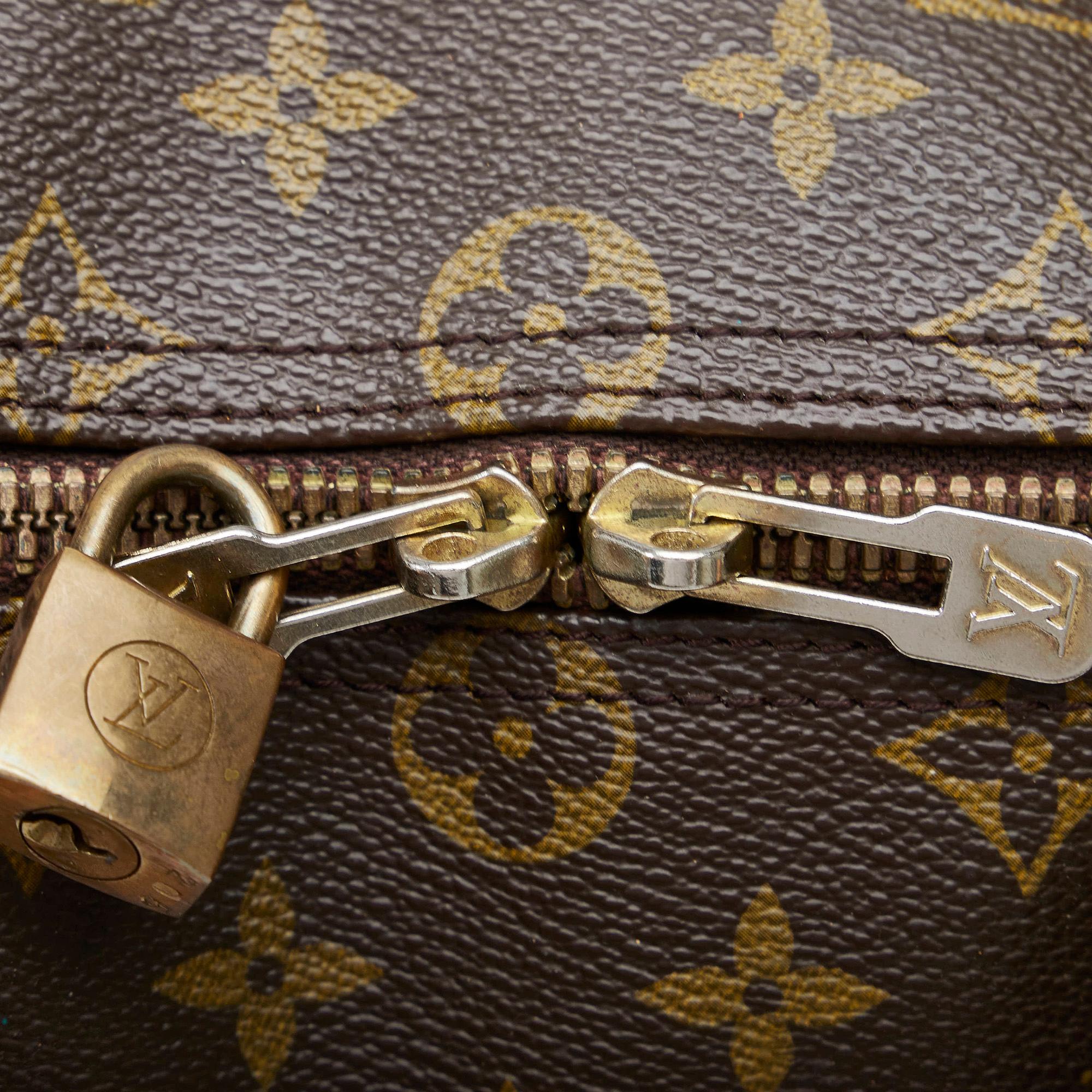 Louis Vuitton Monogram Keepall 50 (SHG-Jo74sN)