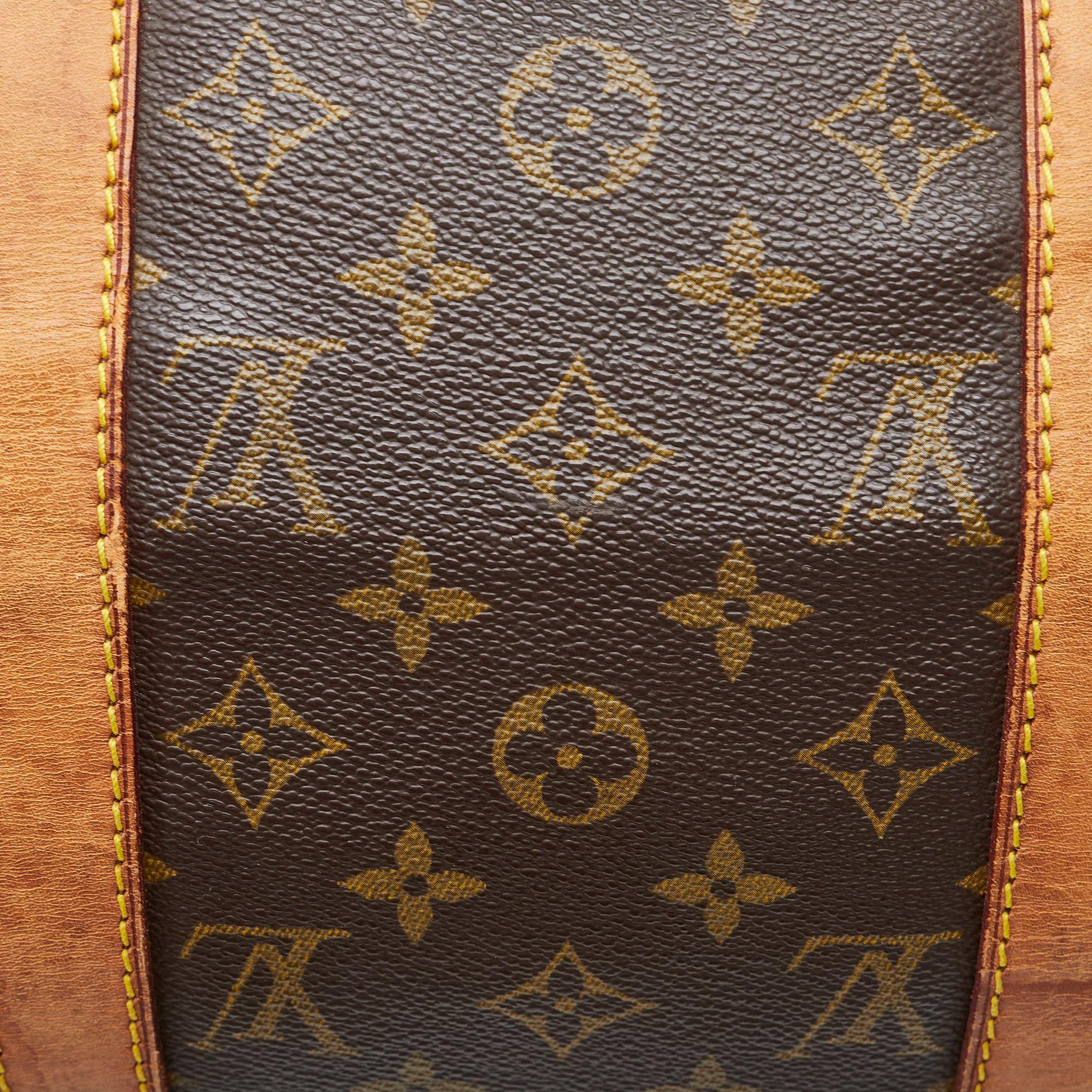 Louis Vuitton Monogram Keepall 50 (SHG-SMjObb)