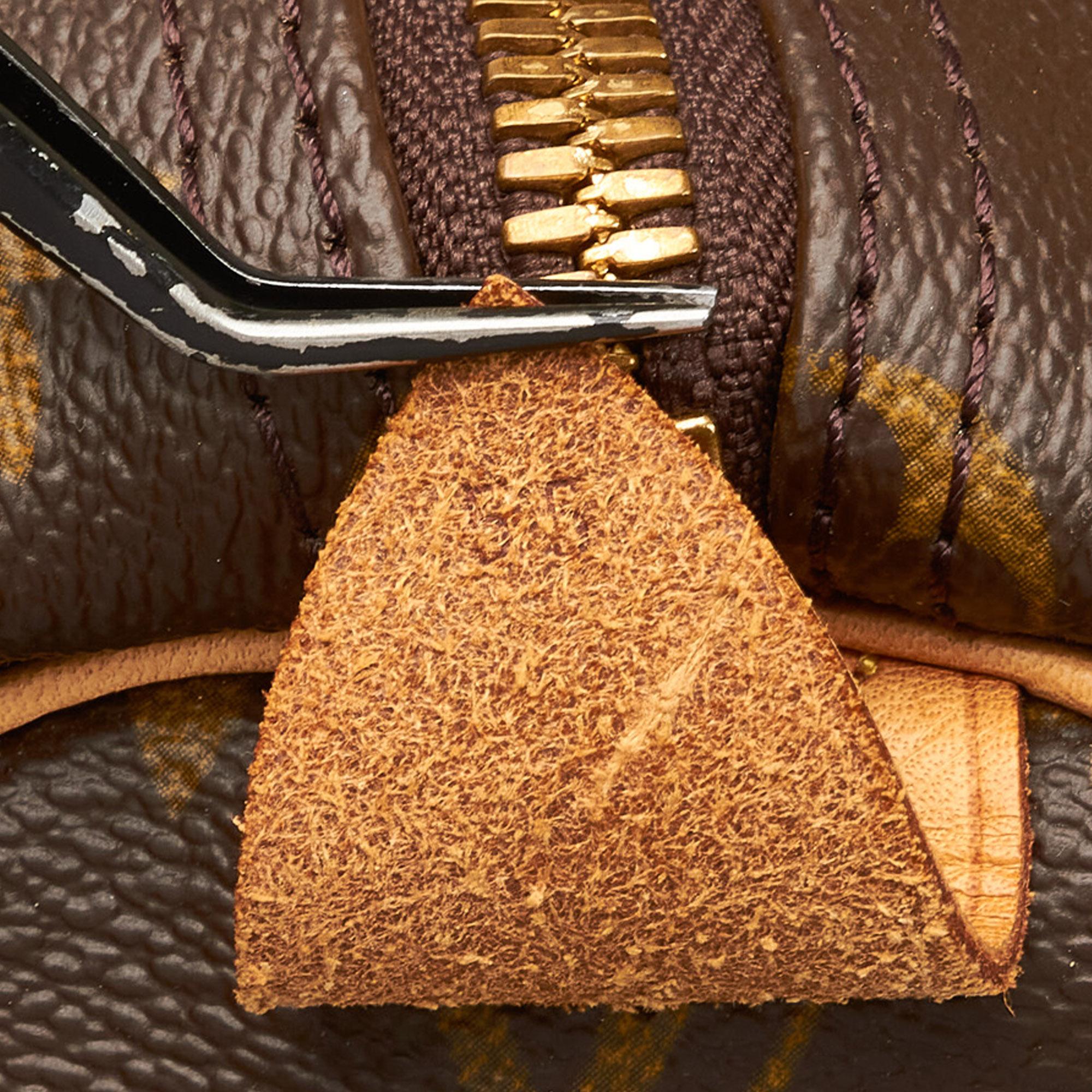Louis Vuitton Monogram Keepall 50 (SHG-MAYqJv)