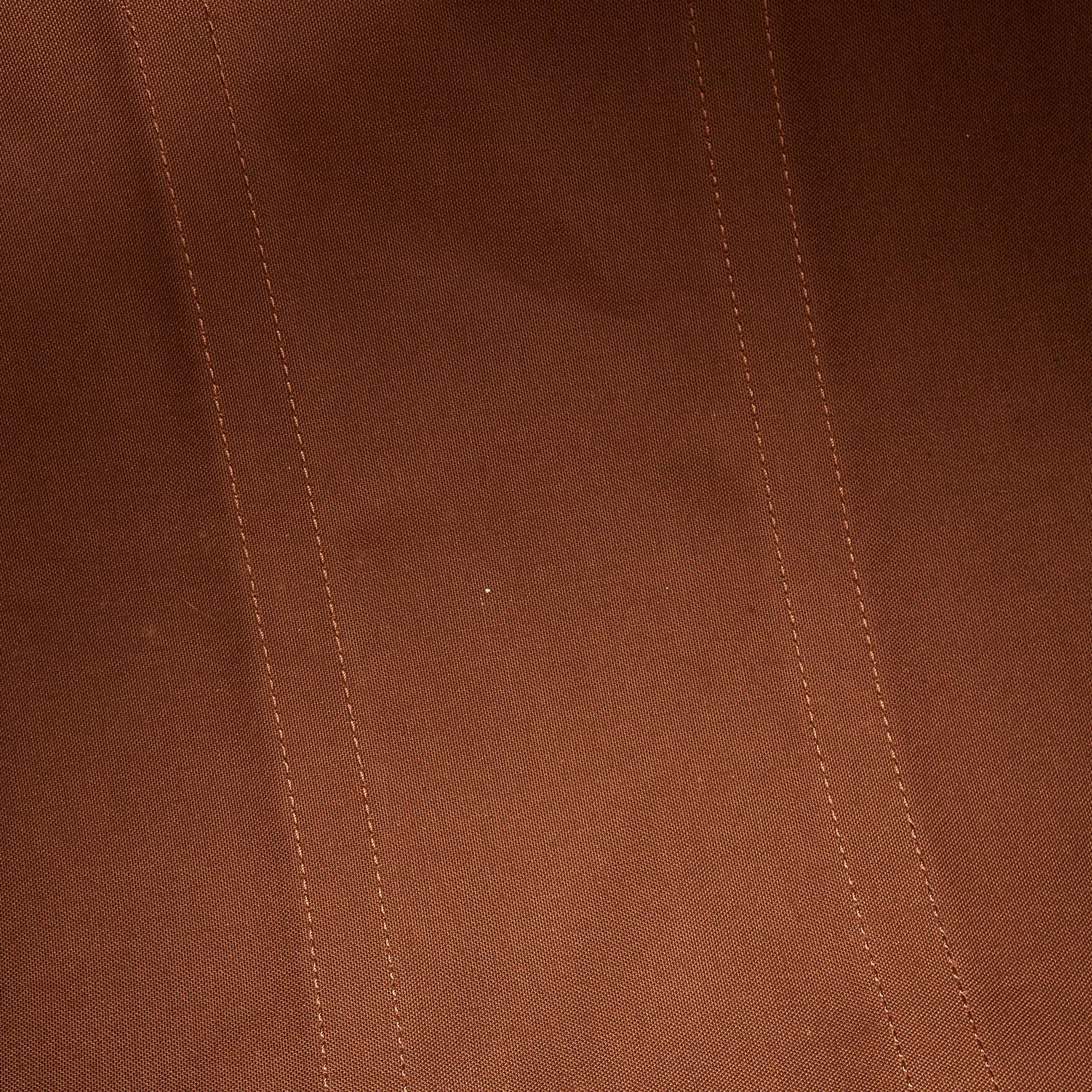 Louis Vuitton Monogram Keepall 50 (SHG-MAYqJv)