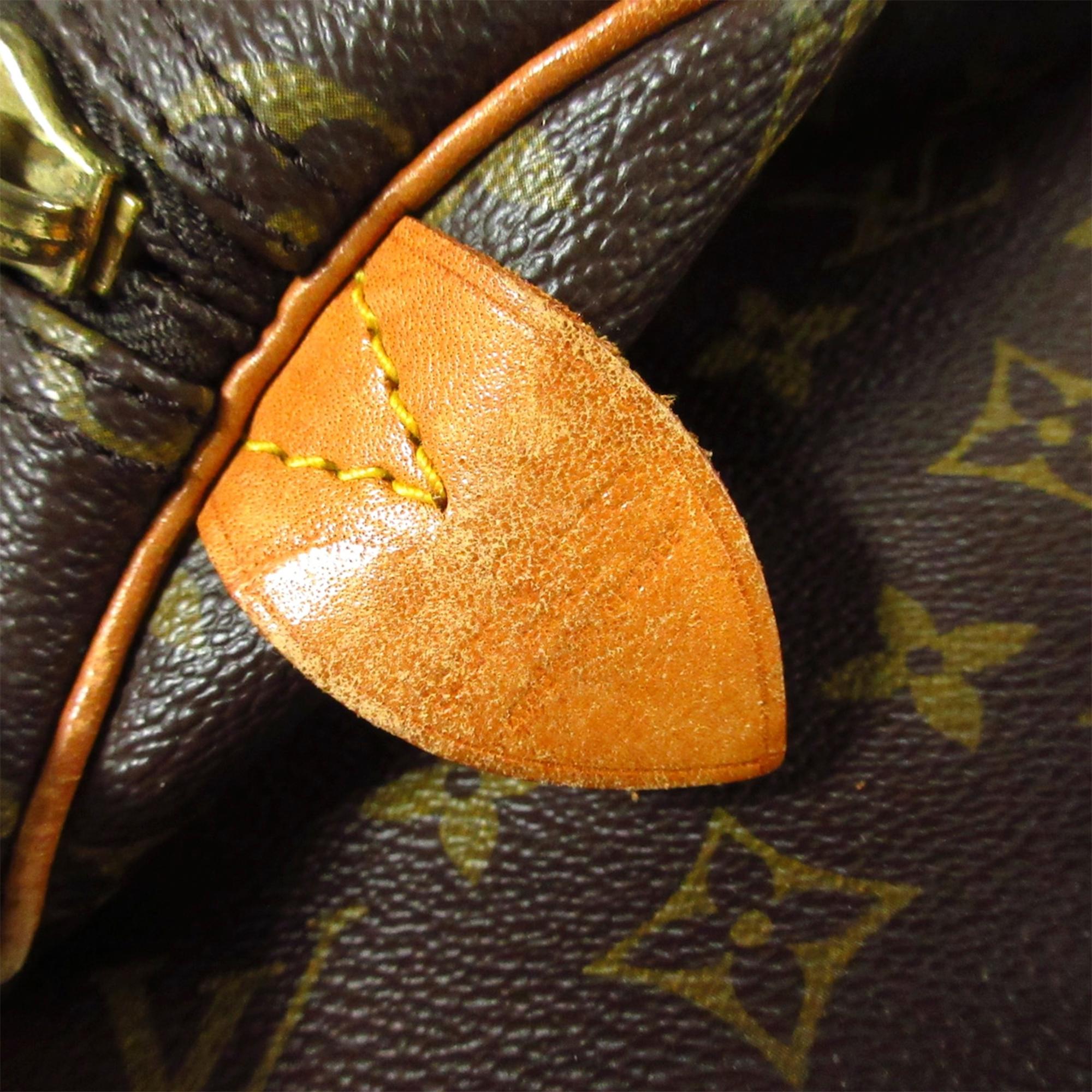 Louis Vuitton Monogram Keepall 55 (SHG-35770)