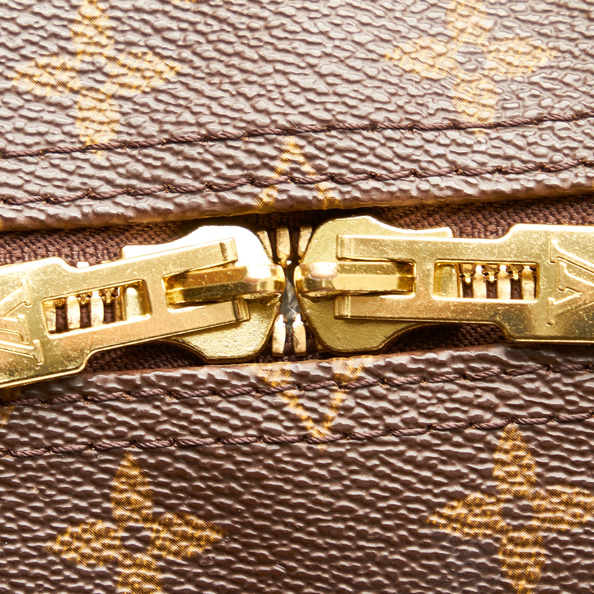 Louis Vuitton Monogram Keepall 55 (SHG-VHt6p5)