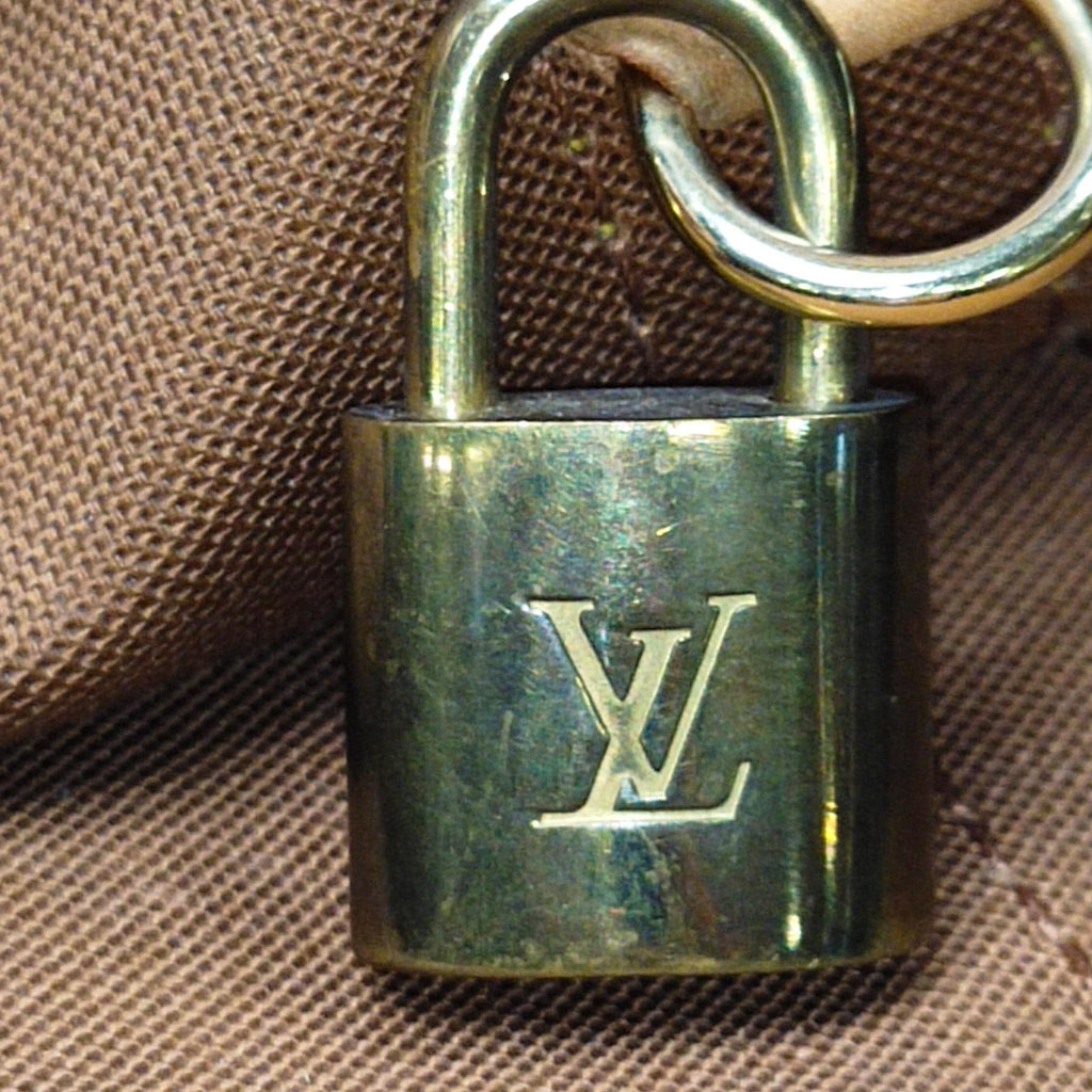 Louis Vuitton Monogram Keepall Bandouliere 55 (SHG-35116)