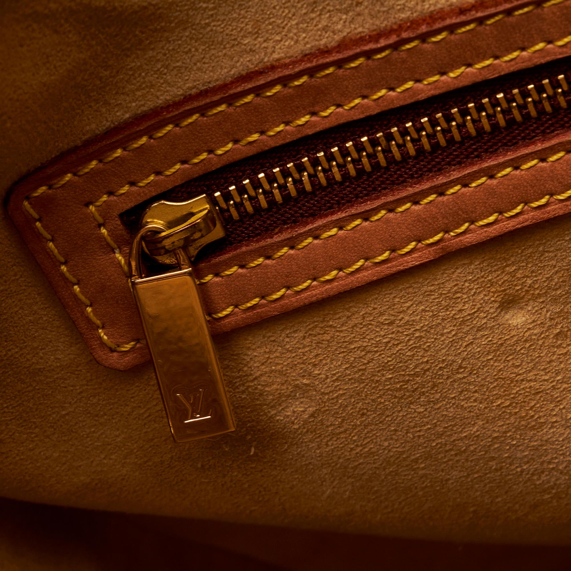 Louis Vuitton Monogram Looping GM (SHG-gdPTDr)