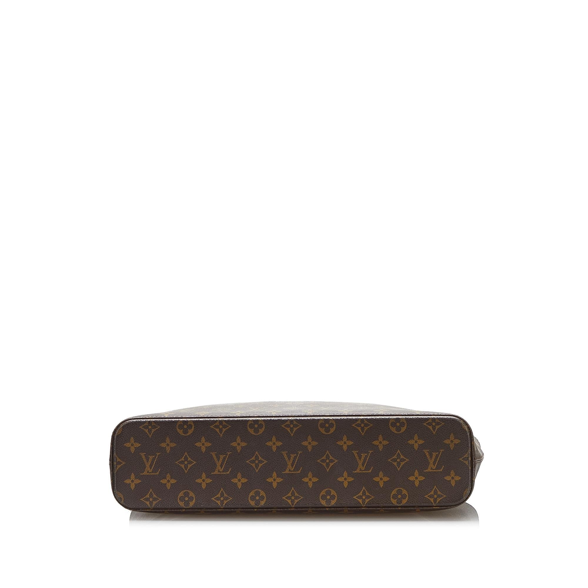 Louis Vuitton Monogram Luco (SHG-GIcmkd)