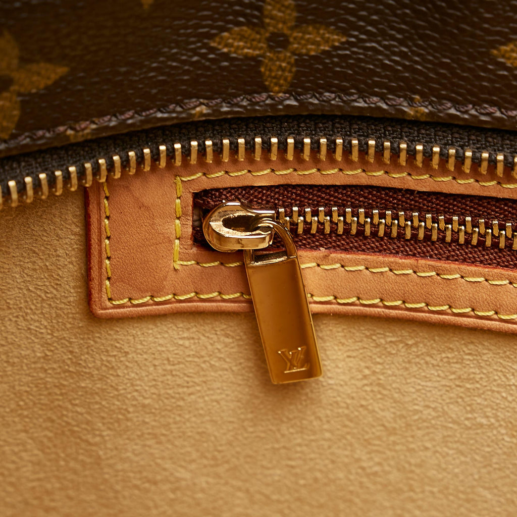 Louis Vuitton Monogram Luco (SHG-GIcmkd)