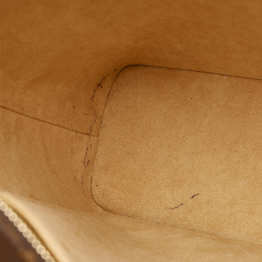 Louis Vuitton Monogram Luco (SHG-GIcmkd)