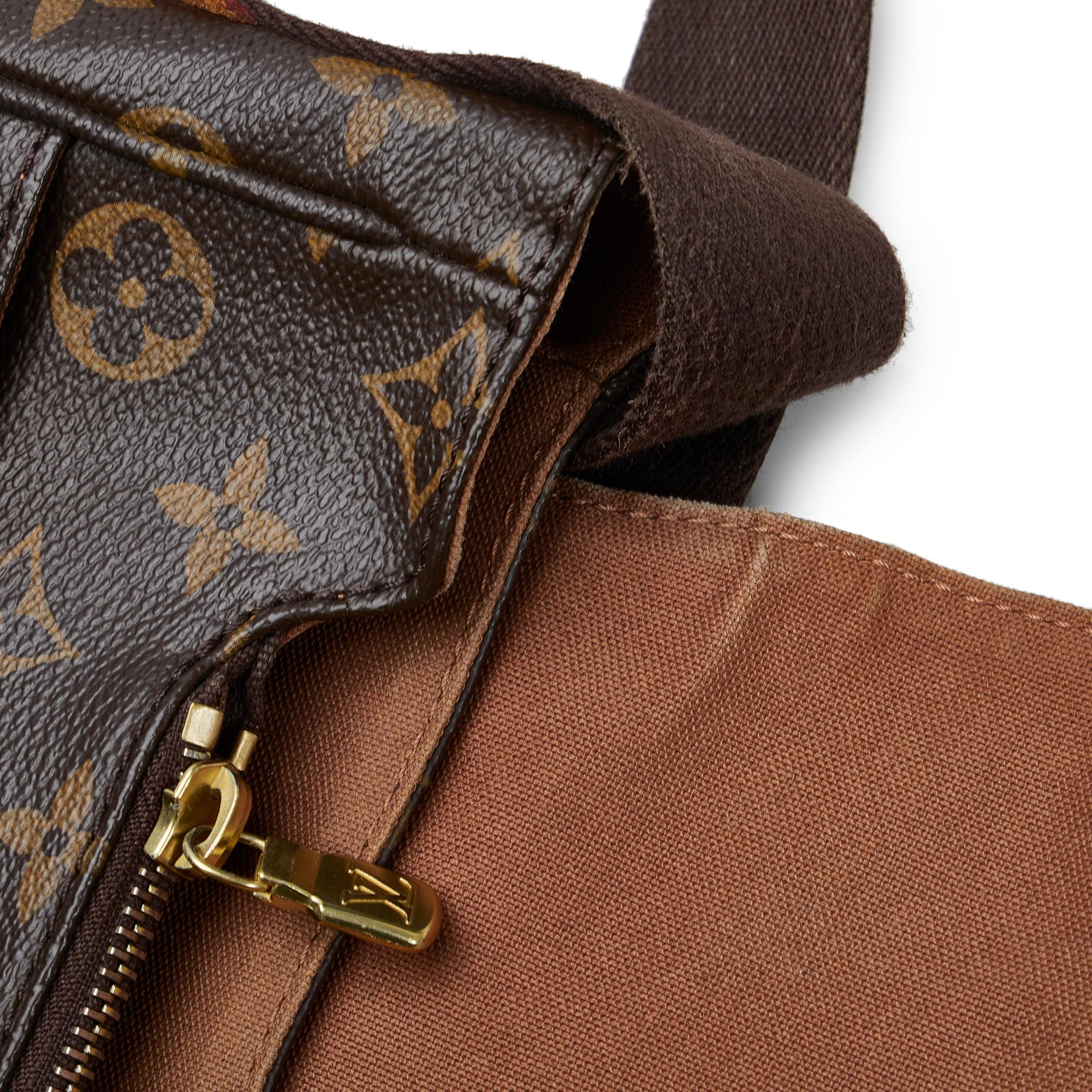Louis Vuitton Monogram Macassar Bass MM (SHG-PAlLrk)