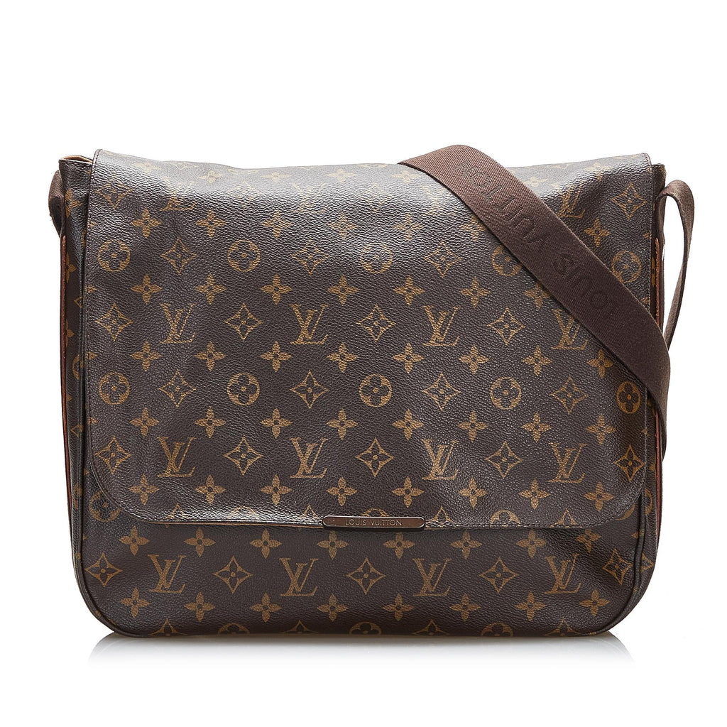 Louis Vuitton Monogram Macassar Bass MM (SHG-PAlLrk)