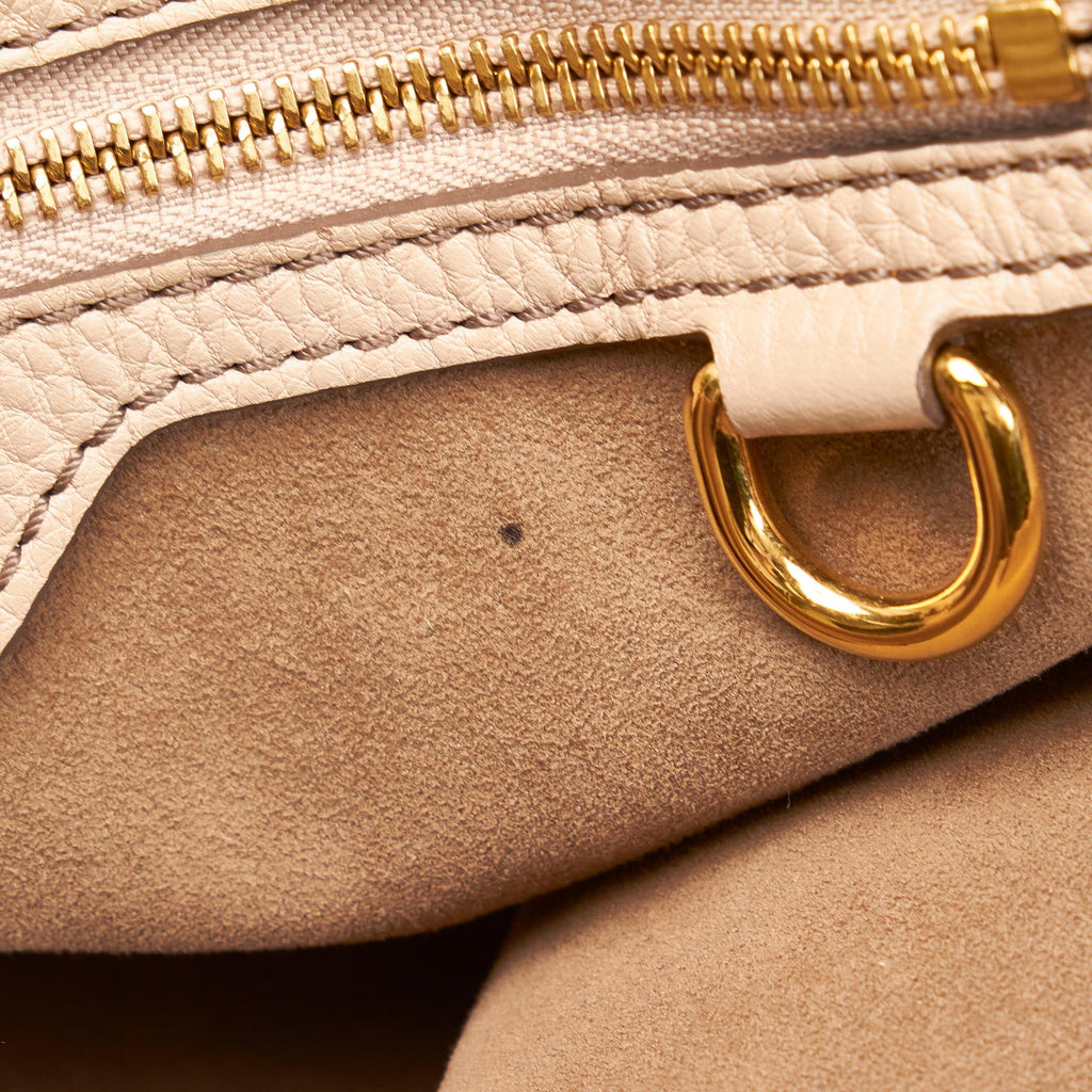 Louis Vuitton Monogram Mahina L Hobo (SHG-ypyVDP)