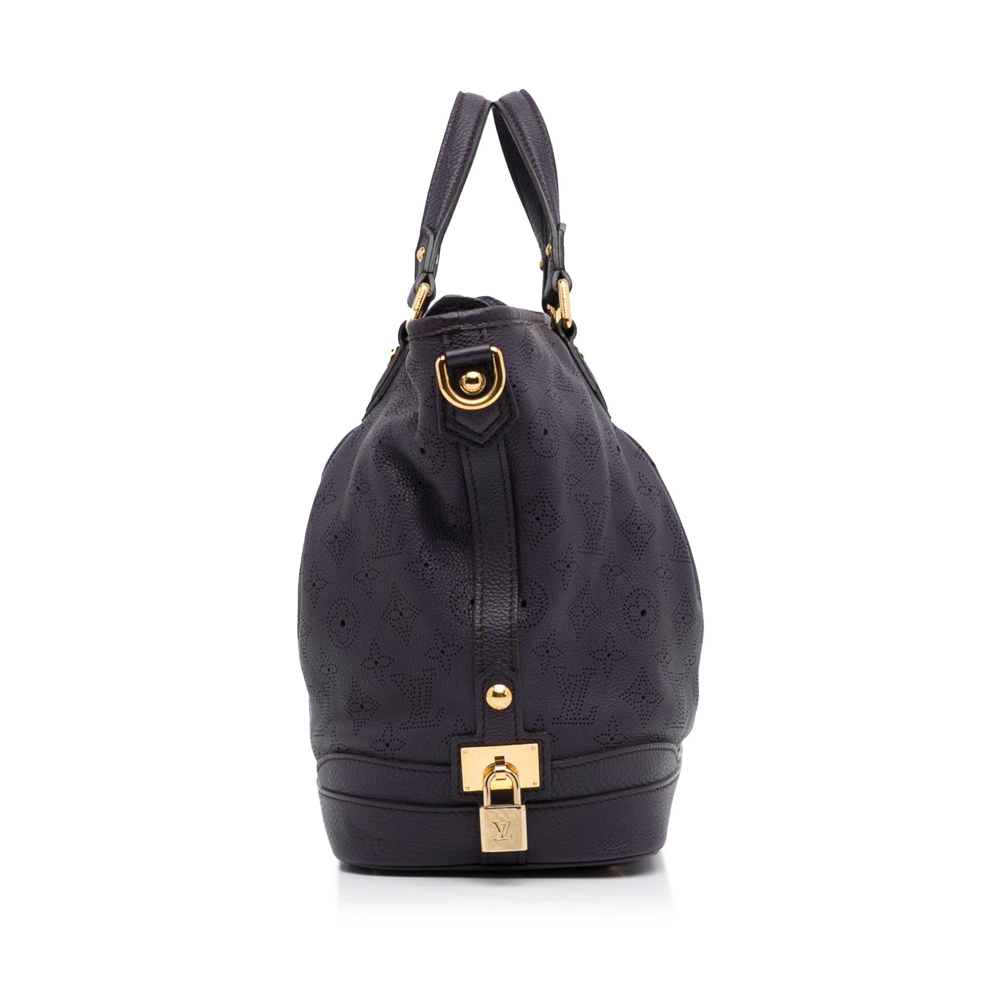Louis Vuitton Monogram Mahina Stellar PM (SHG-djwW02)