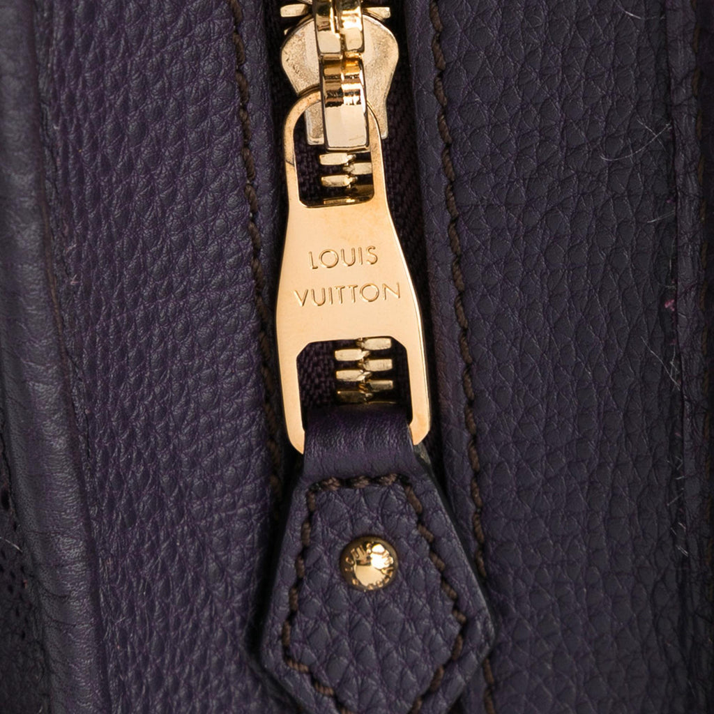 Louis Vuitton Monogram Mahina Stellar PM (SHG-djwW02)