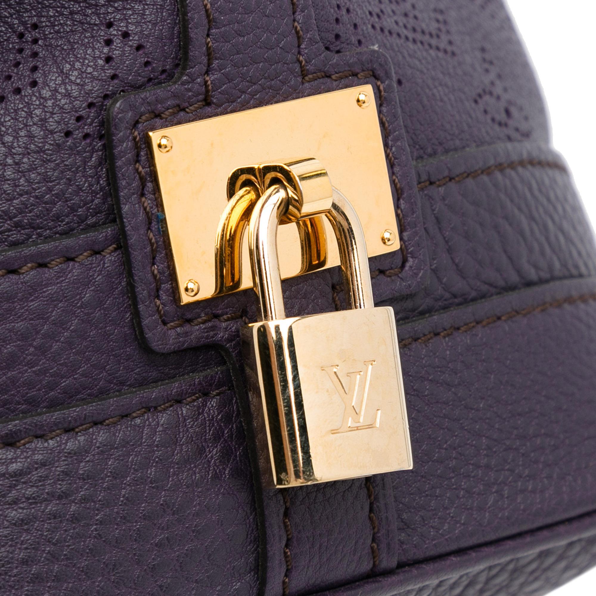 Louis Vuitton Monogram Mahina Stellar PM (SHG-djwW02)