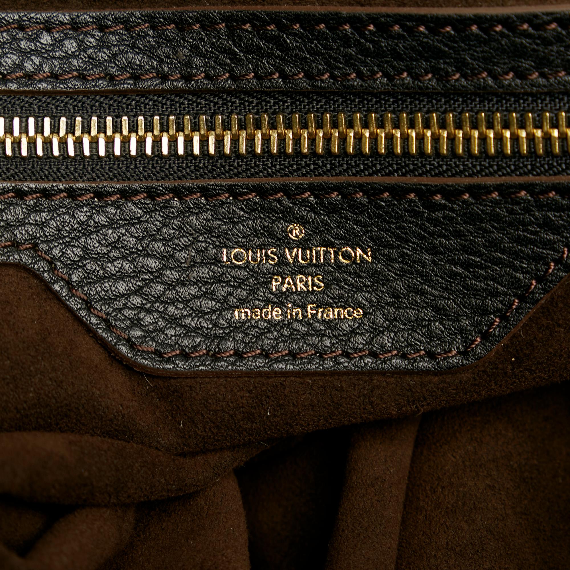 Louis Vuitton Monogram Mahina XL (SHG-36555)