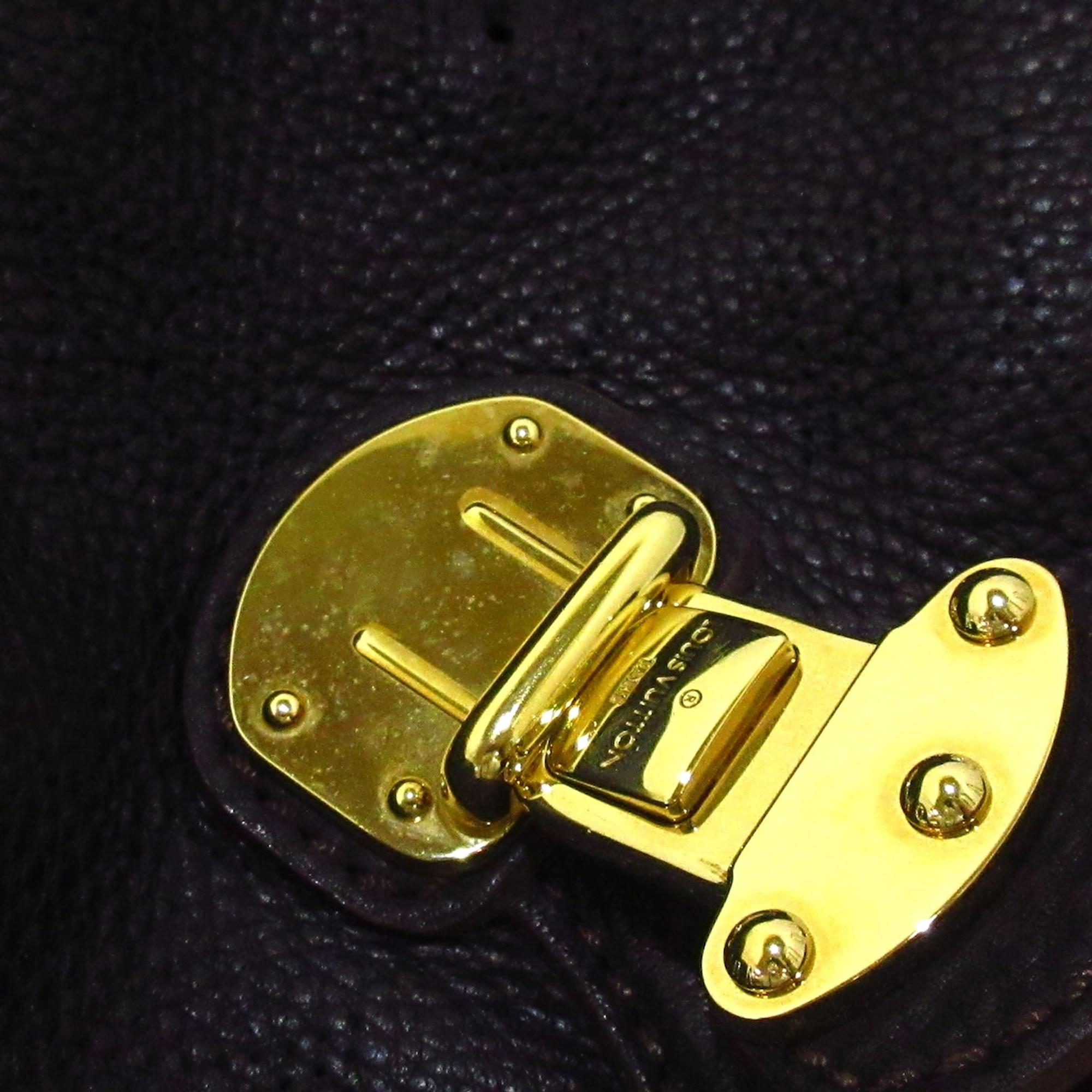 Louis Vuitton Monogram Mahina XS (SHG-36376)