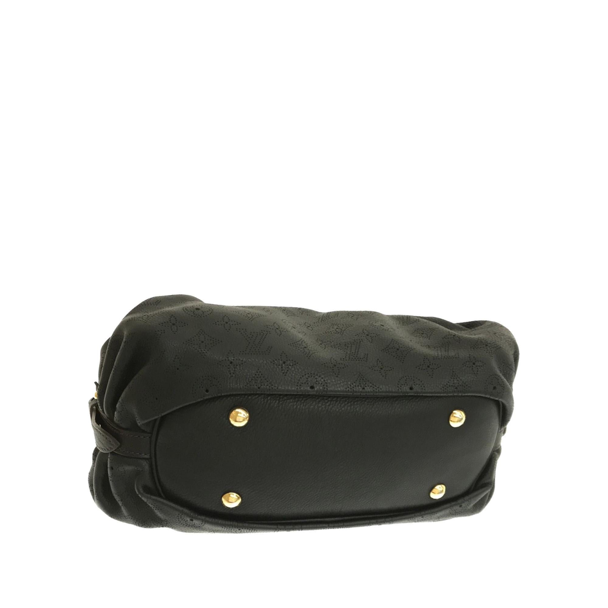 Louis Vuitton Monogram Mahina XS (SHG-36921)
