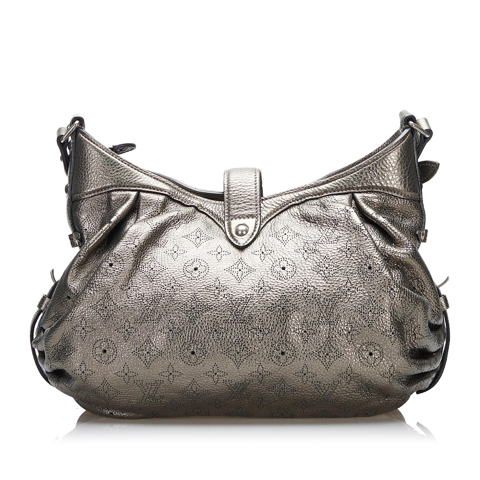 Louis Vuitton Monogram Mahina XS (SHG-NQB9zt)