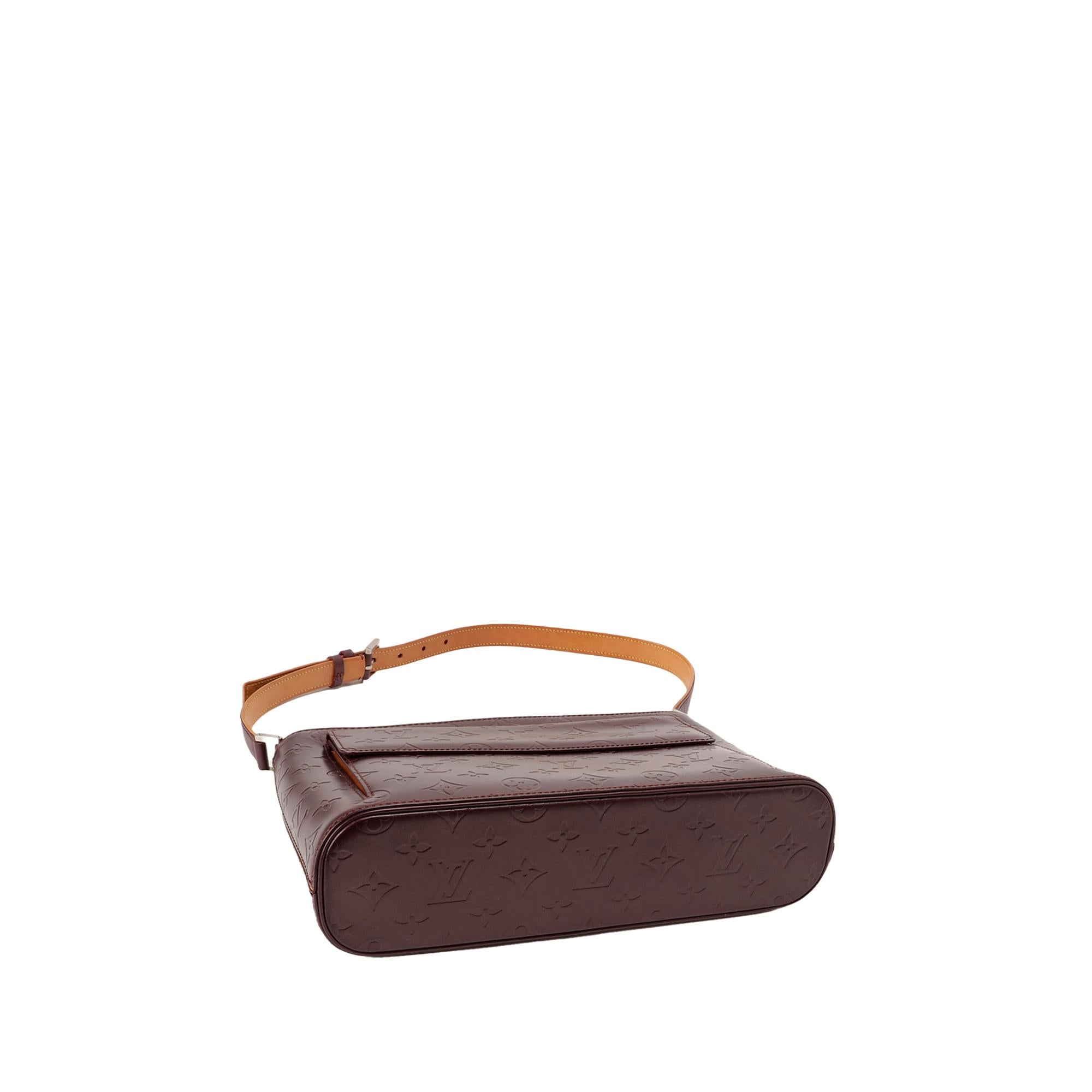 Louis Vuitton Monogram Mat Alston (SHG-36883)