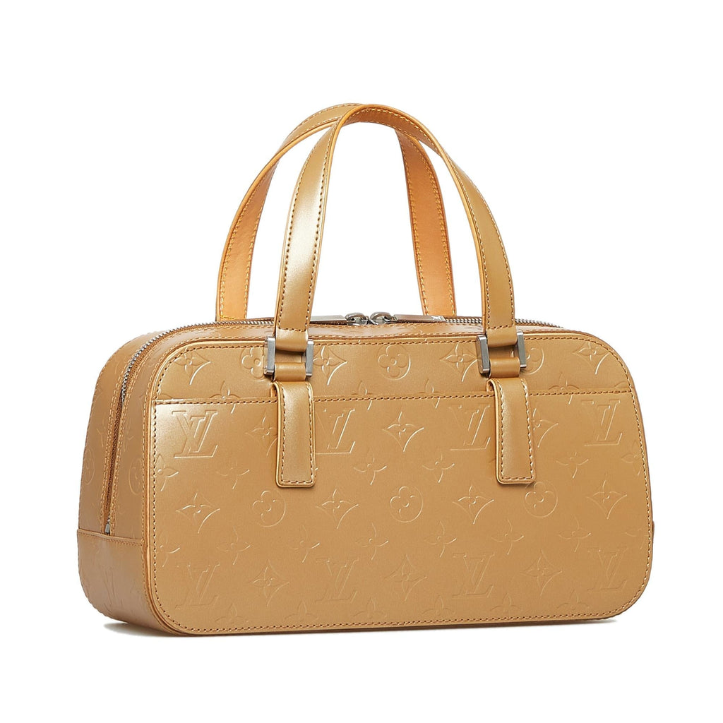 Louis Vuitton Monogram Mat Shelton (SHG-xLe2Wf)