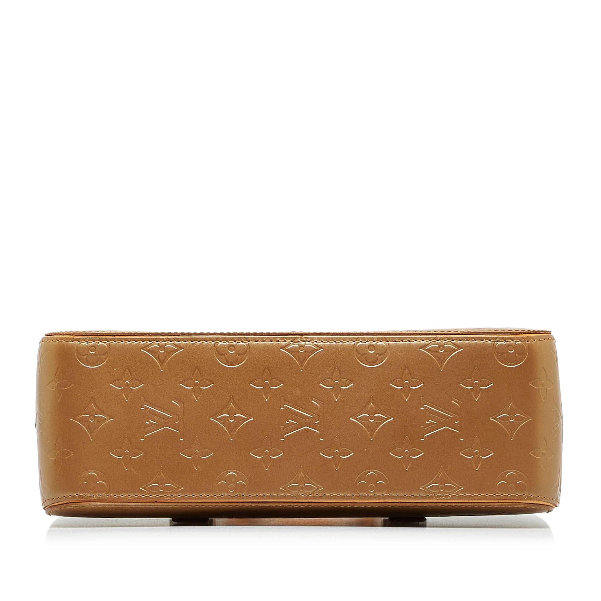 Louis Vuitton Monogram Mat Shelton (SHG-4OLIpQ)
