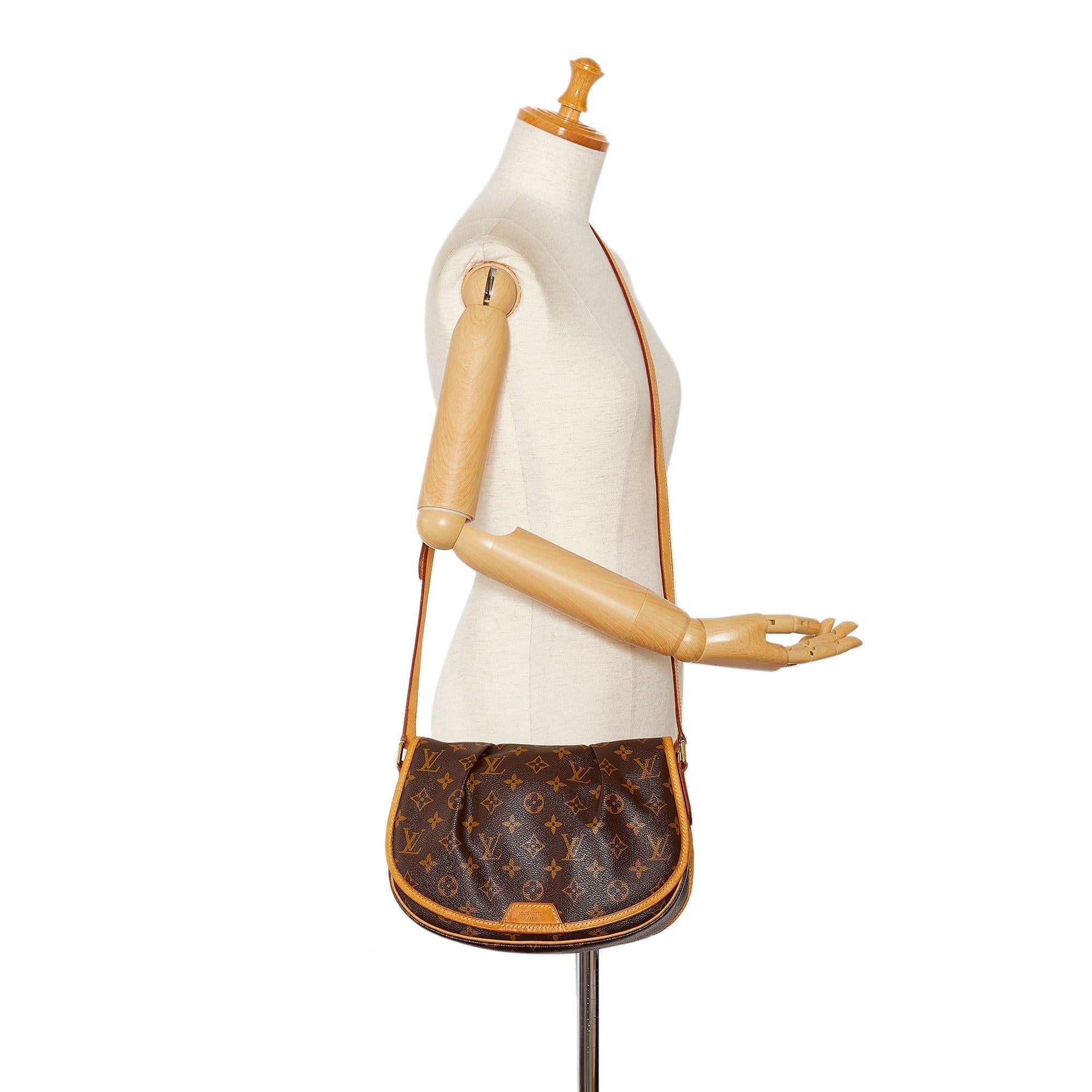 Louis Vuitton Monogram Menilmontant PM (SHG-QlMJlu)