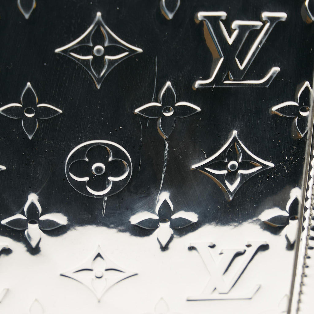 Louis Vuitton Monogram Mirror Sac Plat (SHG-kDIEPs)
