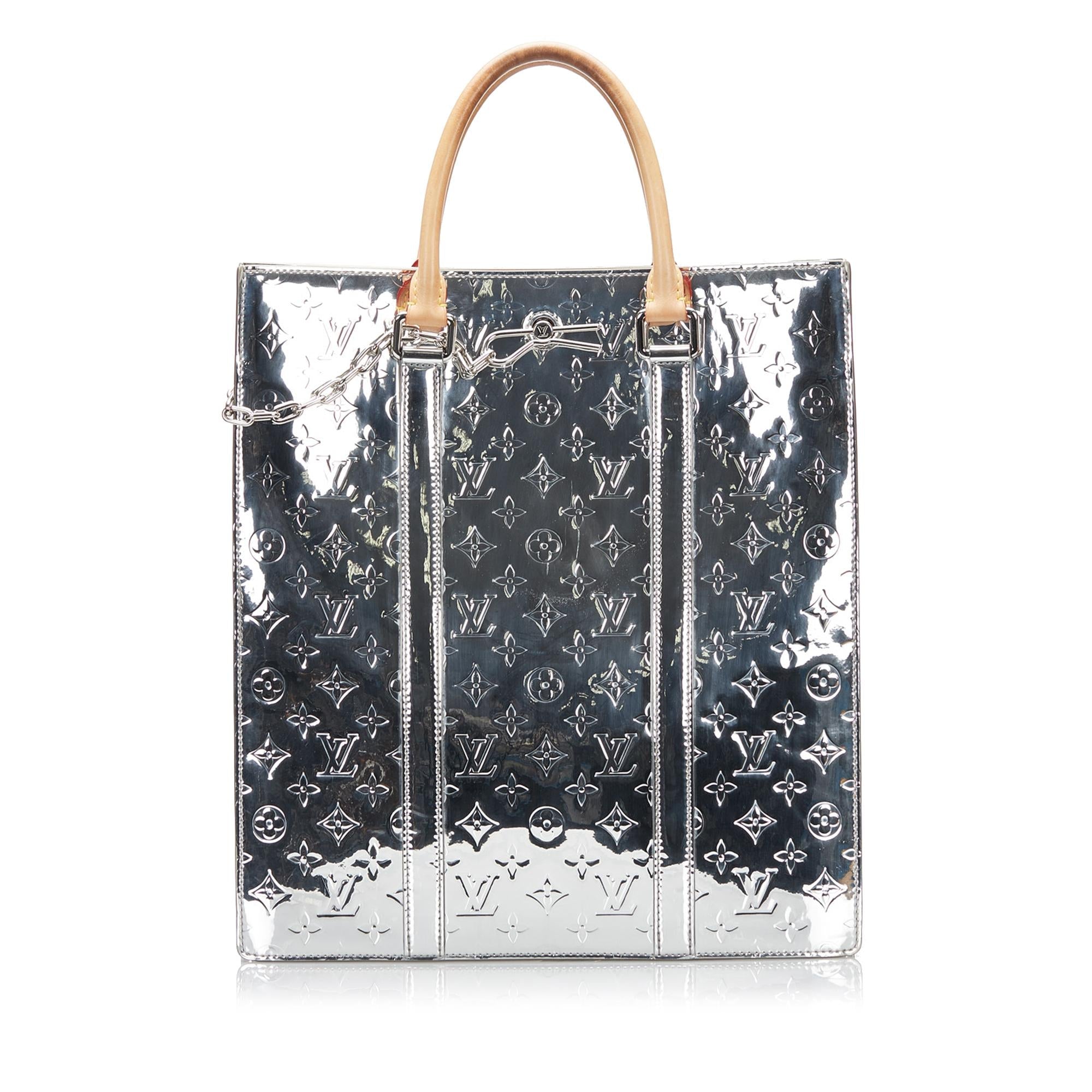 Louis Vuitton Monogram Mirror Sac Plat (SHG-kDIEPs)