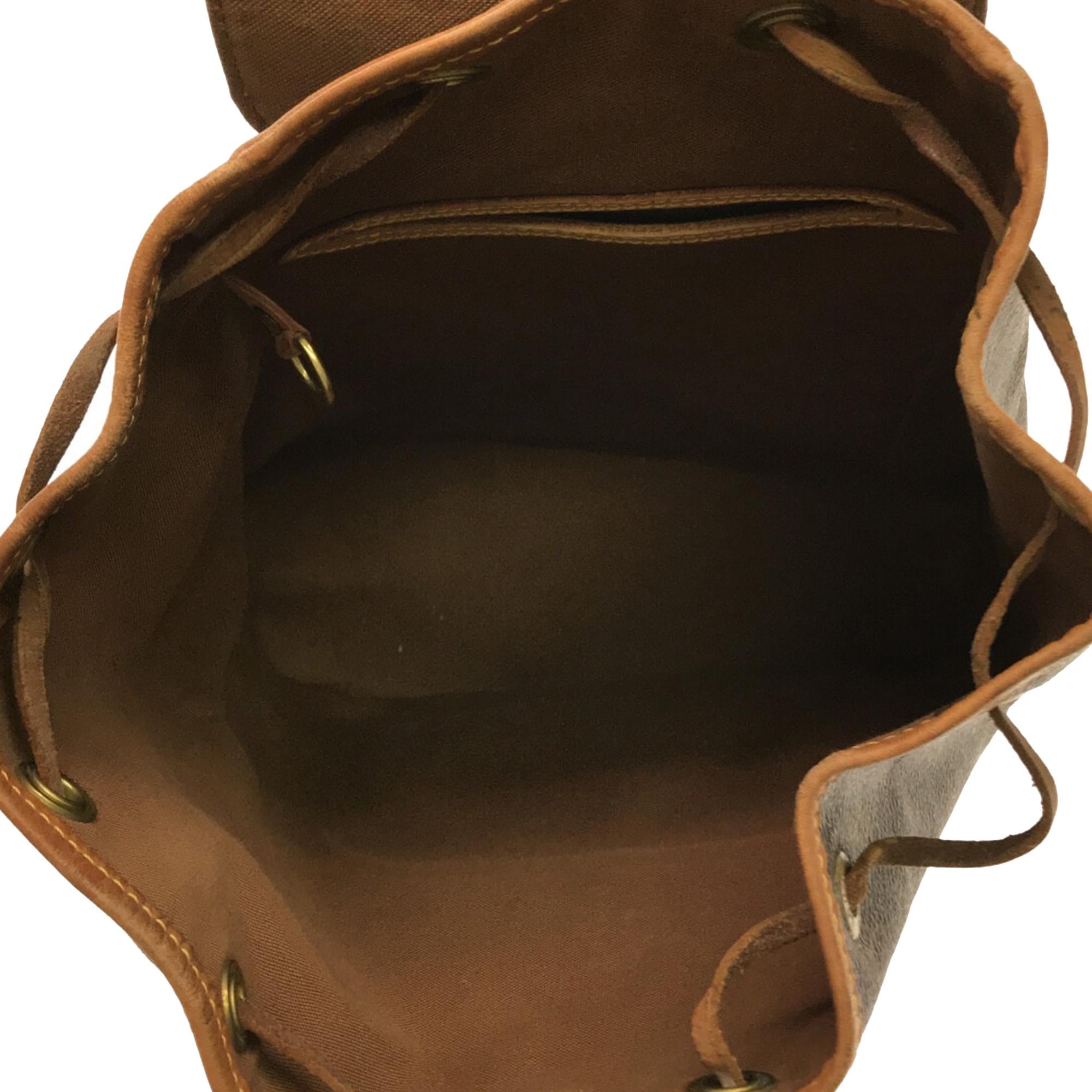 Louis Vuitton Monogram Montsouris MM (SHG-7yK4Q6)