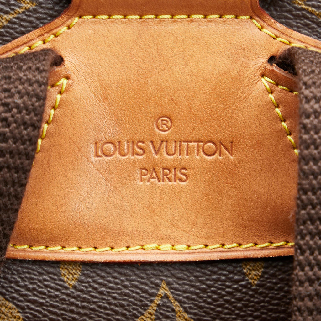 Louis Vuitton Monogram Montsouris MM (SHG-vwY9hL)