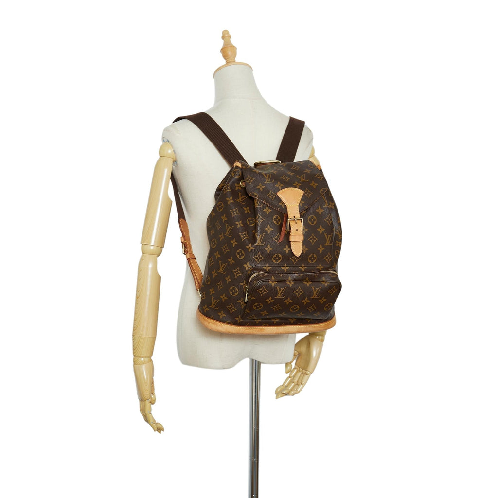 Louis Vuitton Monogram Montsouris MM (SHG-vwY9hL)