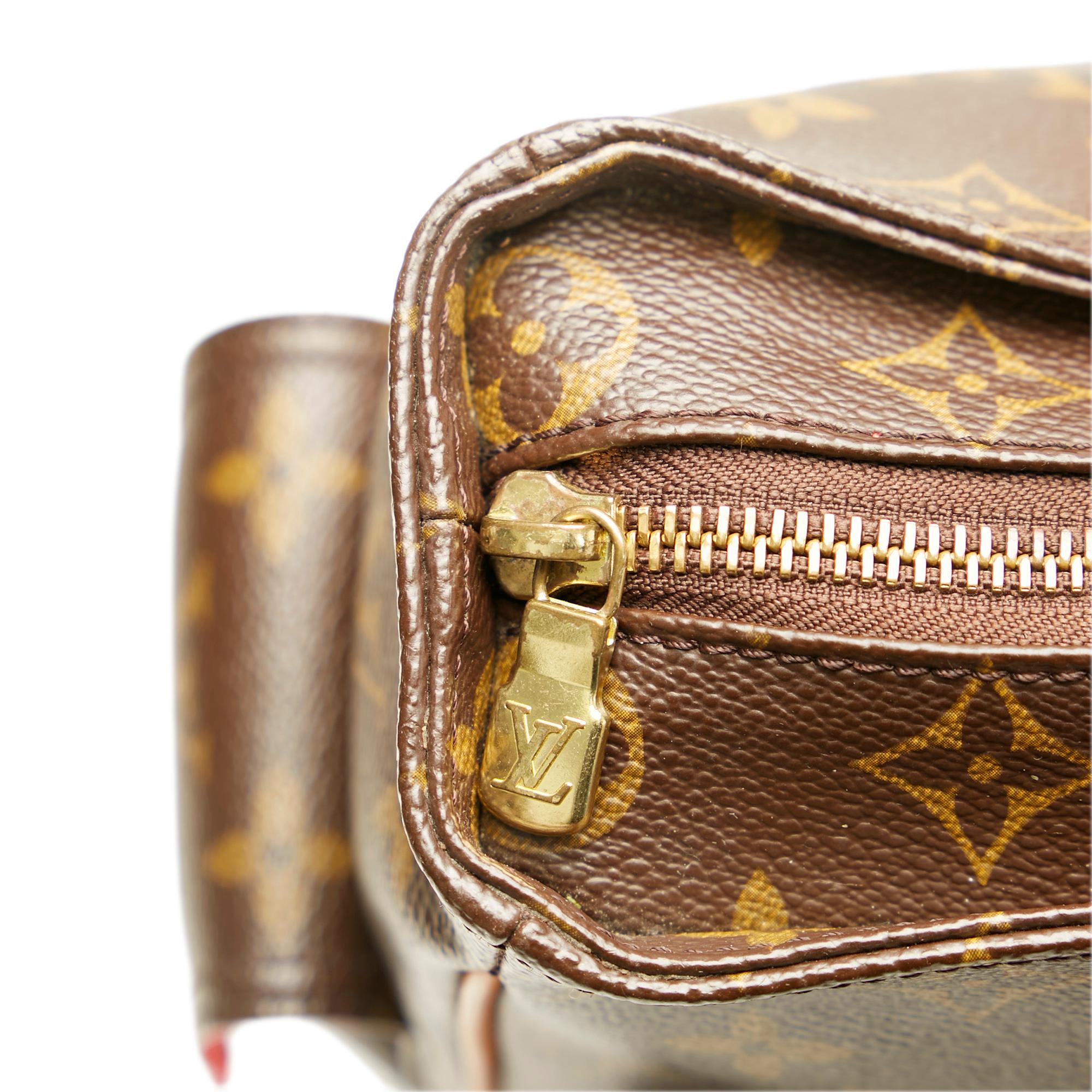 Louis Vuitton Monogram Multipli-Cite (SHG-37131)