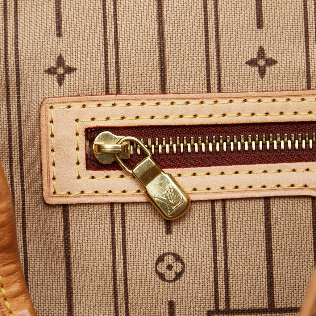Louis Vuitton Monogram Neverfull MM (SHG-FjAGtE)