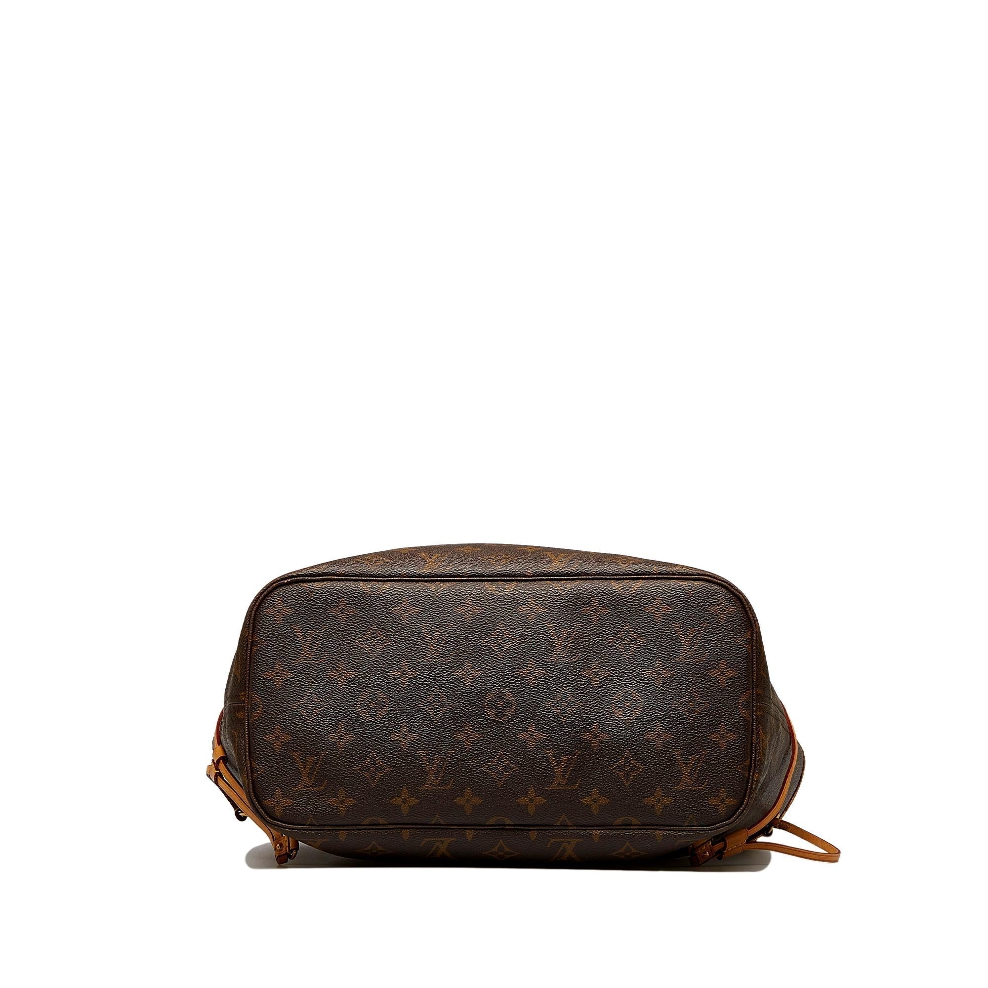 Louis Vuitton Monogram Neverfull MM (SHG-PUm4cw)