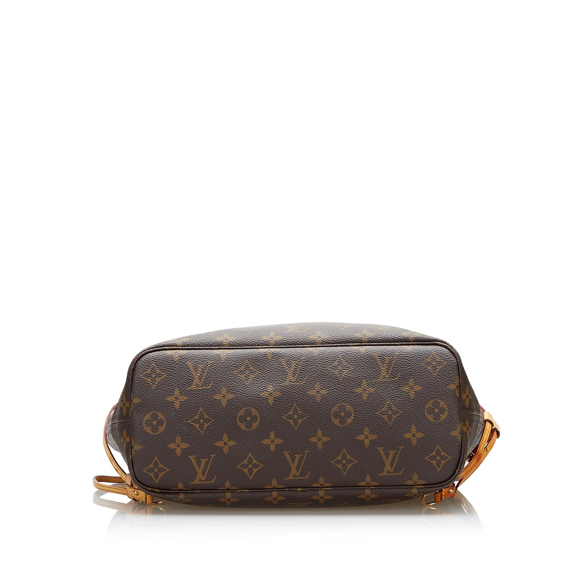 Louis Vuitton Monogram Neverfull PM (SHG-CHTNbI)