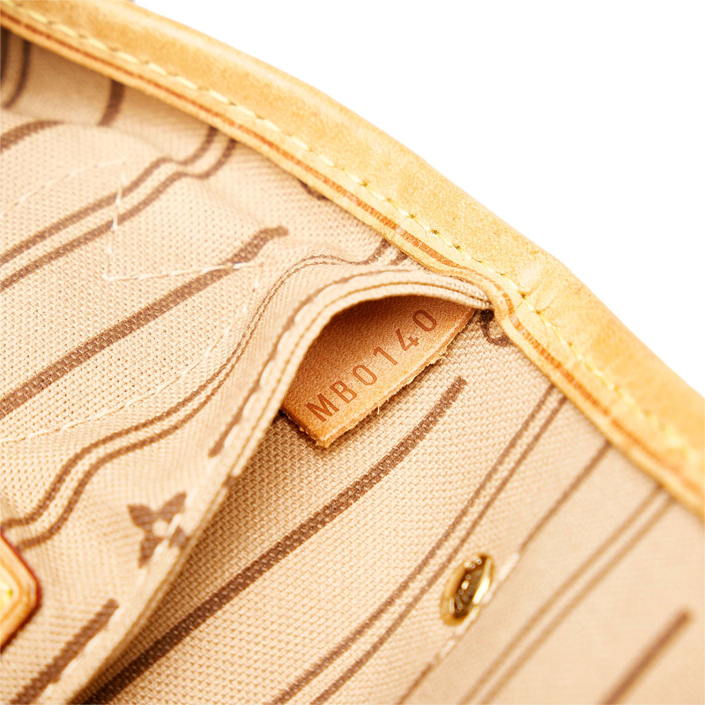 Louis Vuitton Monogram Neverfull PM (SHG-CHTNbI)