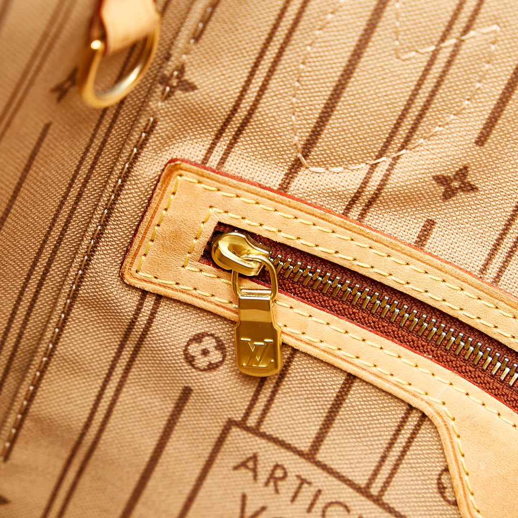 Louis Vuitton Monogram Neverfull PM (SHG-CHTNbI)