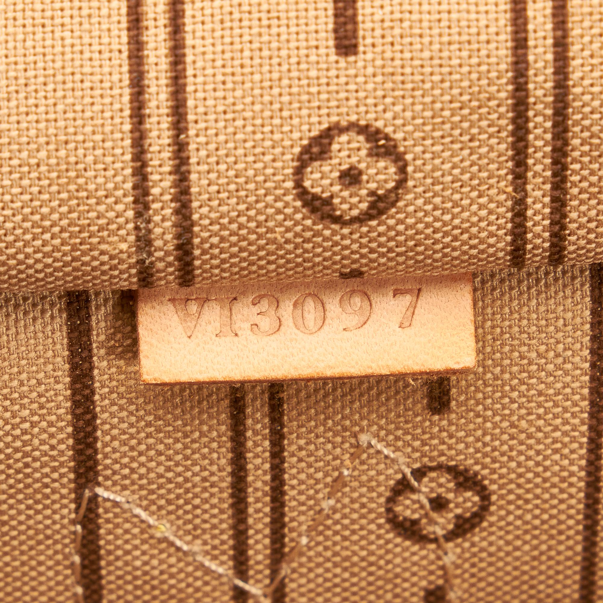 Louis Vuitton Monogram Neverfull PM (SHG-yUgCOD)