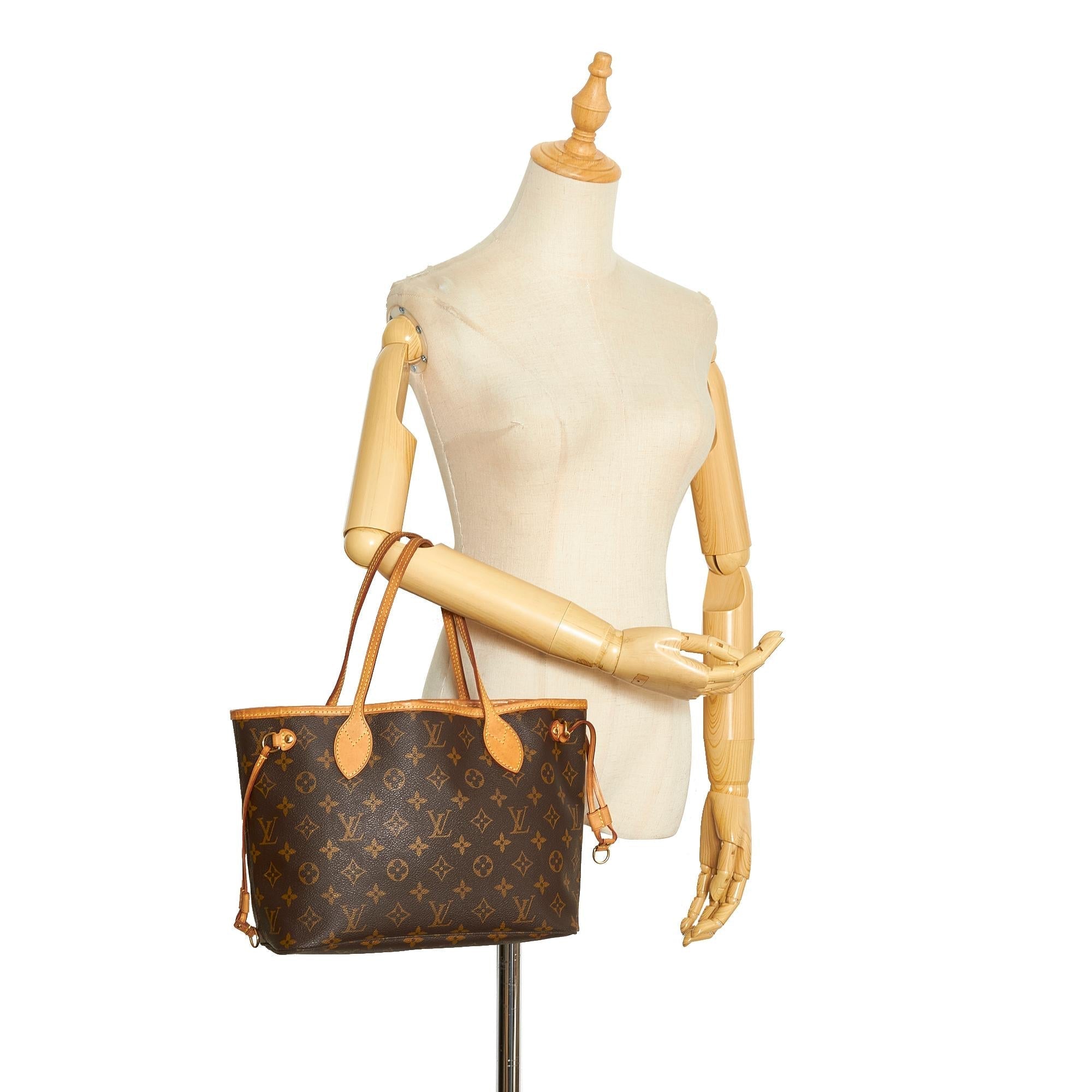 Louis Vuitton Monogram Neverfull PM (SHG-mFAi2e)