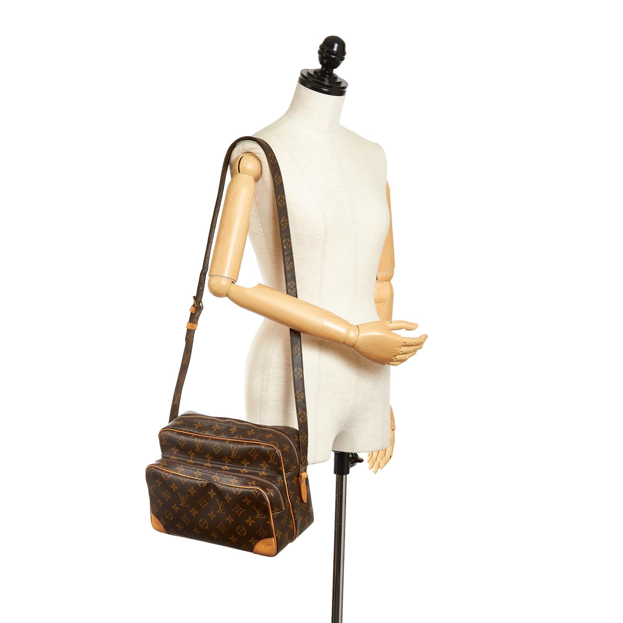 Louis Vuitton Monogram Nile (SHG-33387)