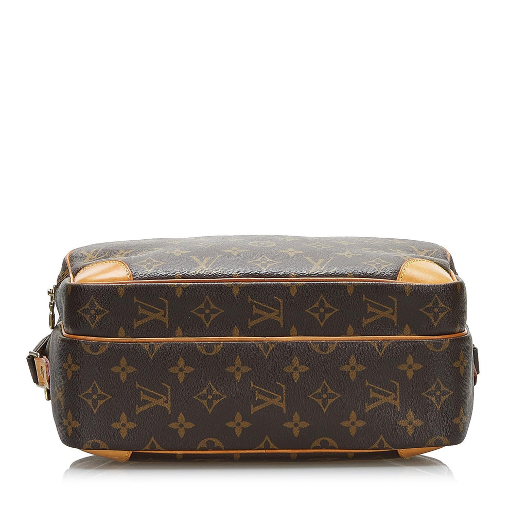 Louis Vuitton Monogram Nile (SHG-36363)