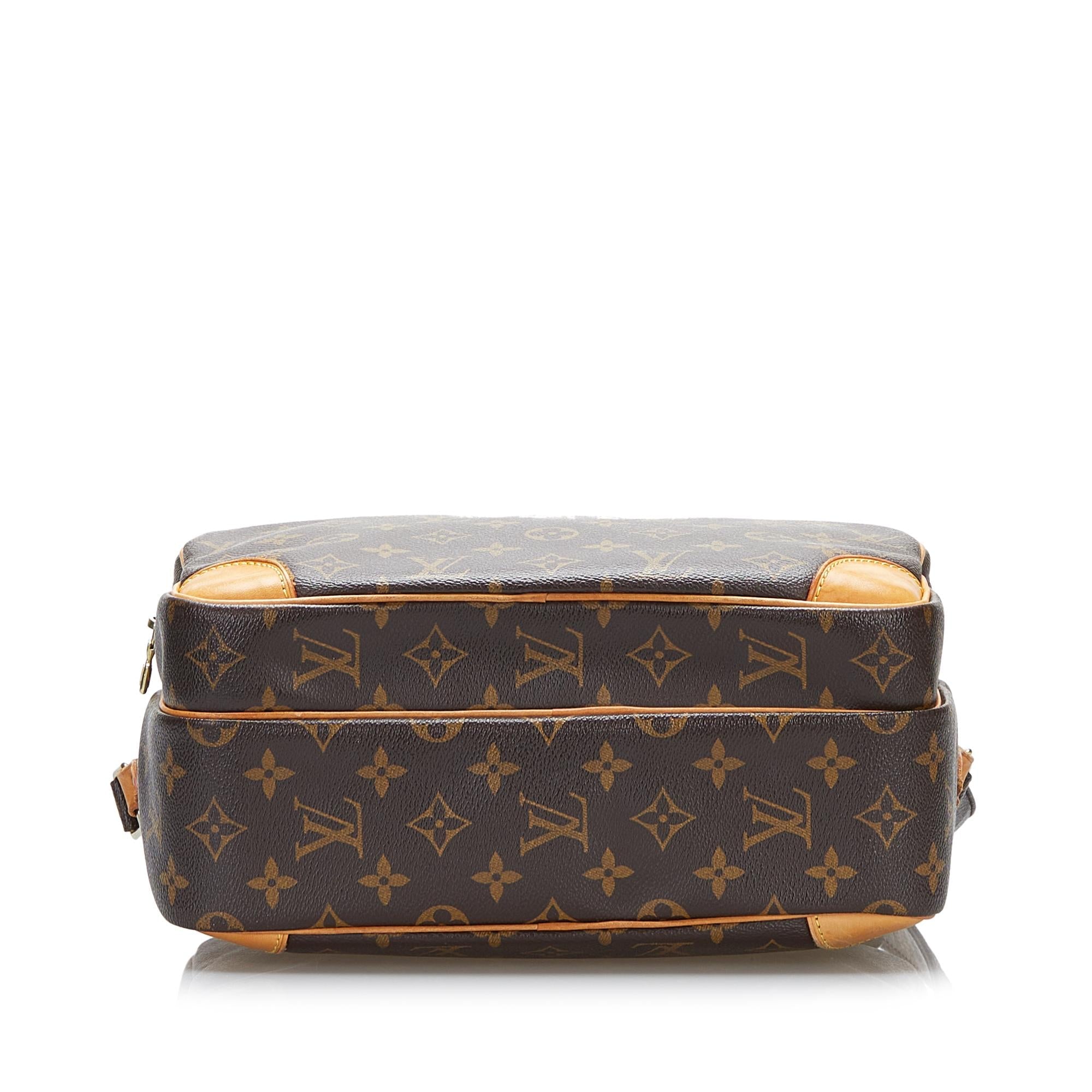 Louis Vuitton Monogram Nile (SHG-37467)