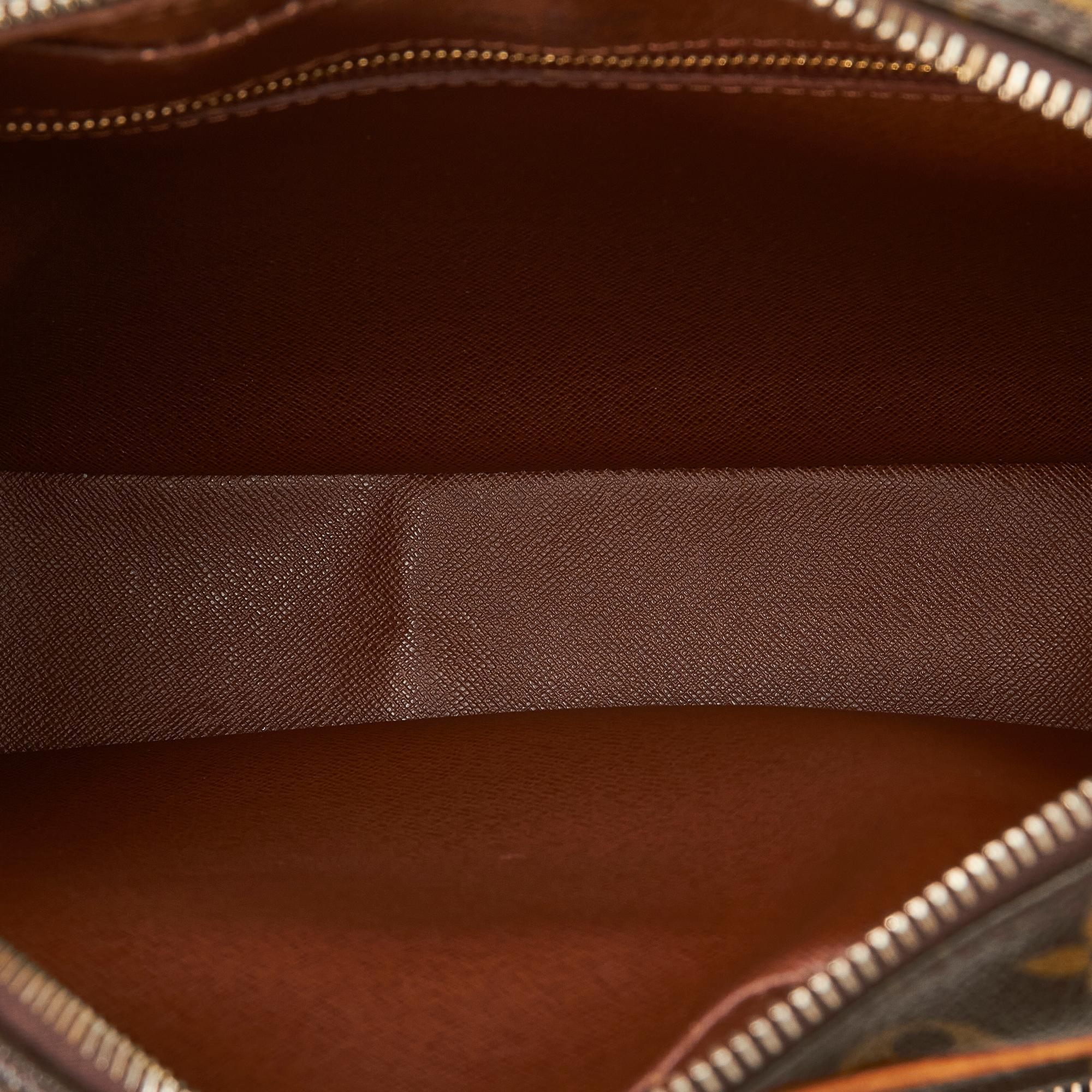 Louis Vuitton Monogram Nile (SHG-UCikrF)