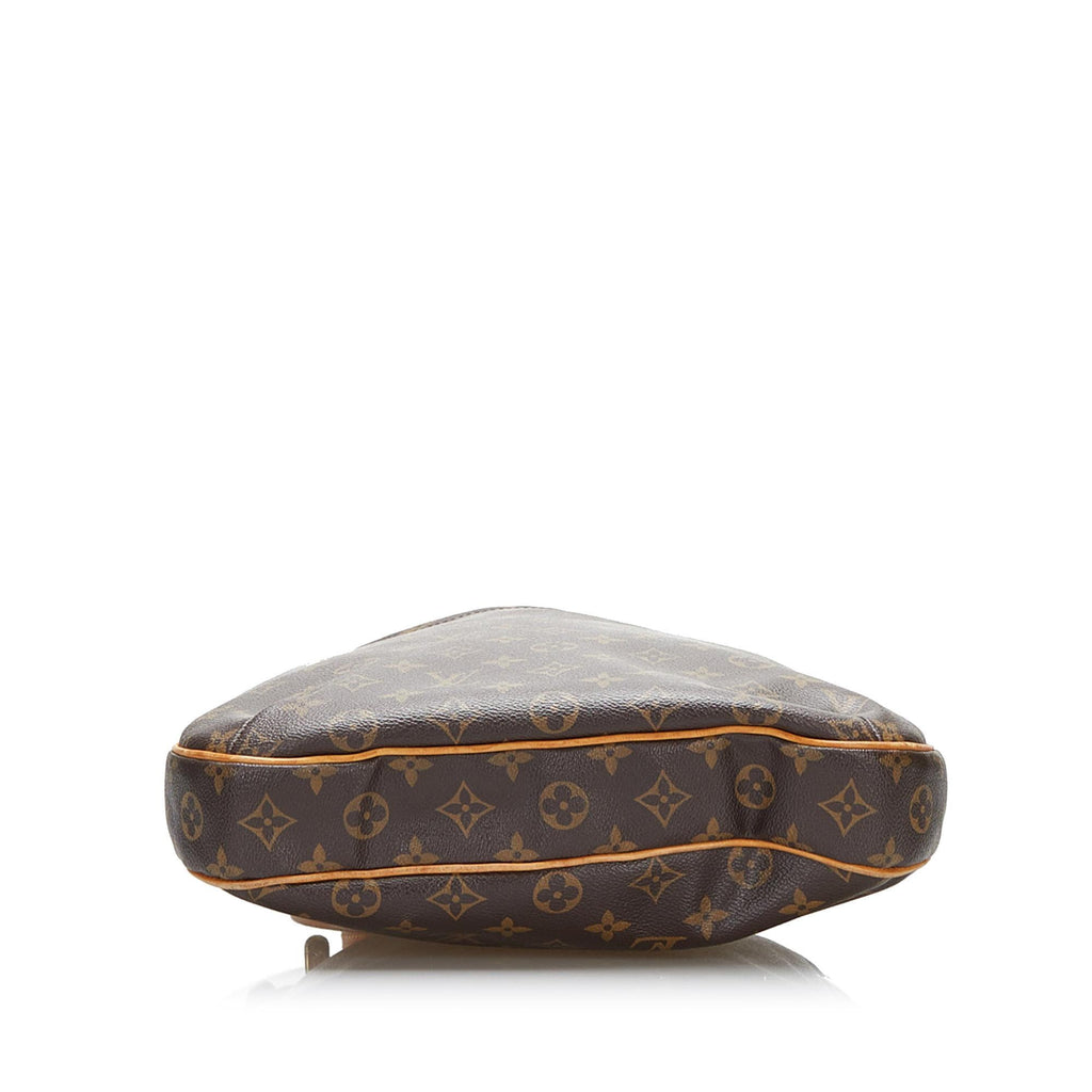 Louis Vuitton Monogram Odeon MM (SHG-Ppla7I)