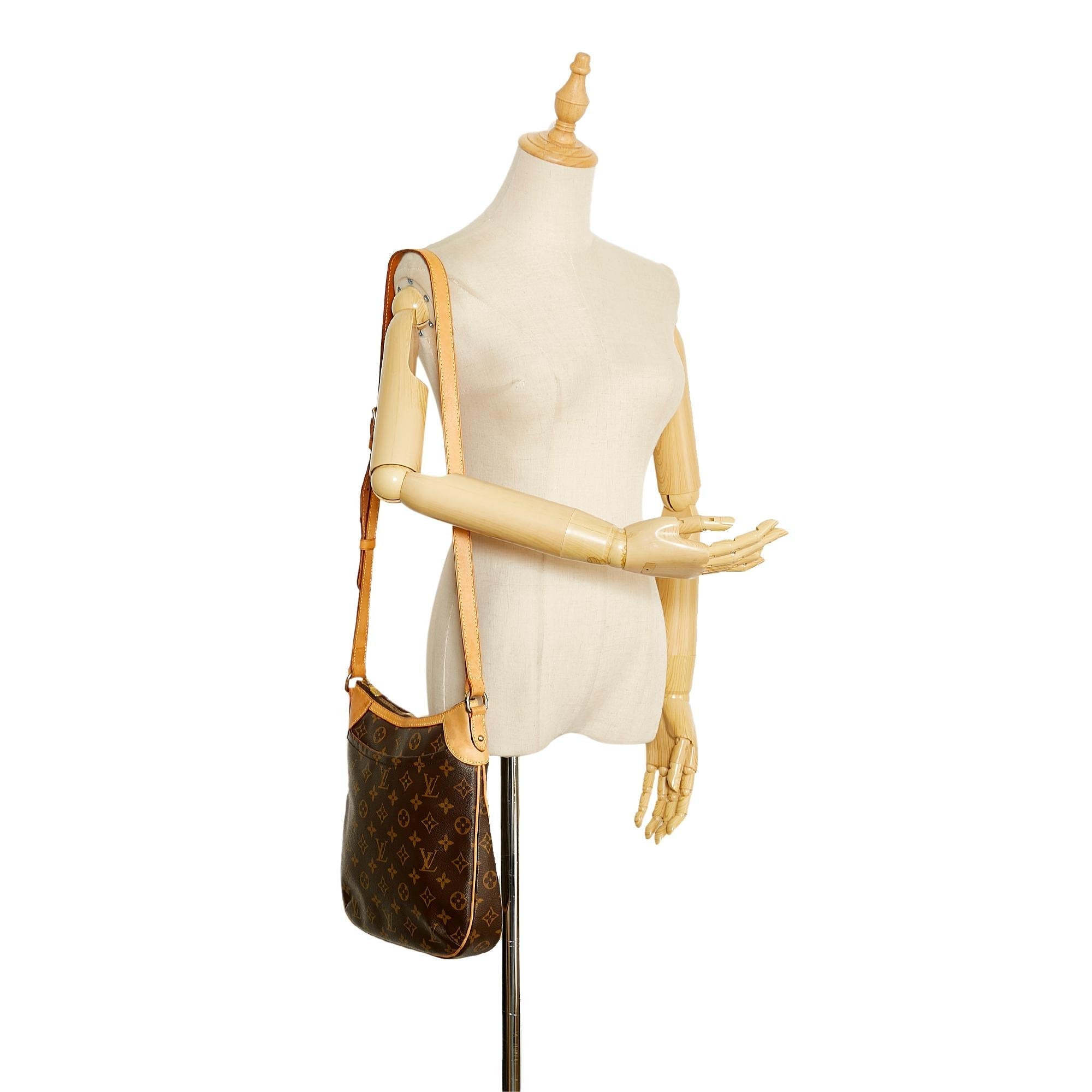 Louis Vuitton Monogram Odeon PM (SHG-TfJiiz)