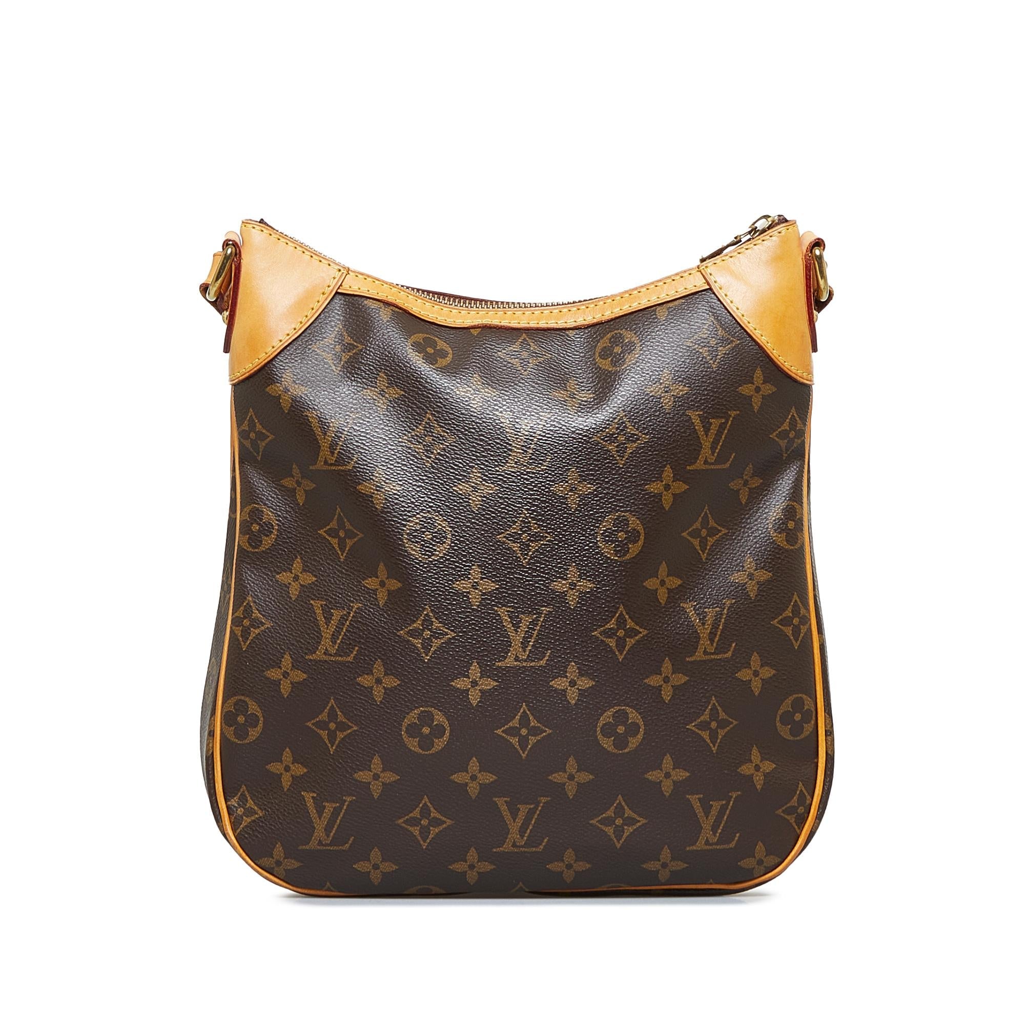 Louis Vuitton Monogram Odeon PM (SHG-A6HTZo)