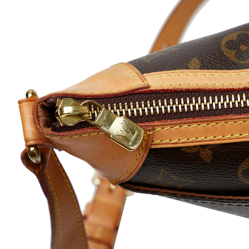 Louis Vuitton Monogram Odeon PM (SHG-9vgDkD)
