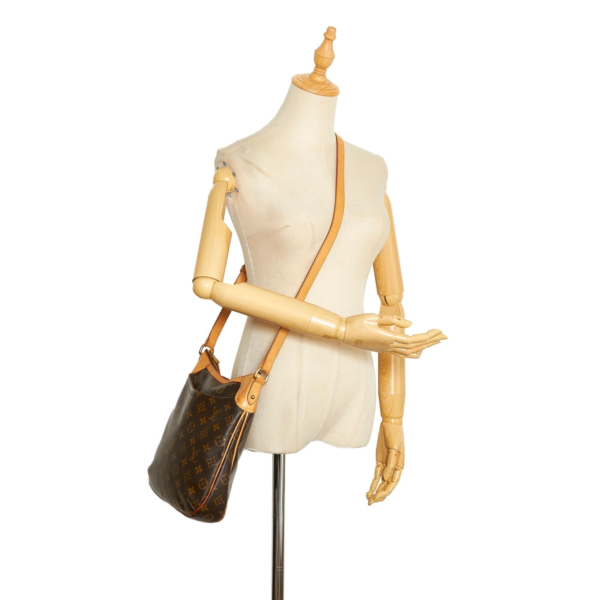 Louis Vuitton Monogram Odeon PM (SHG-iF1nsR)