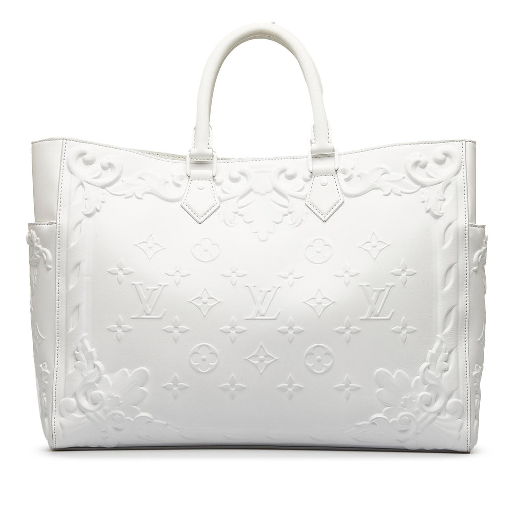 Louis Vuitton Monogram Ornaments Sac Plat 24H (SHG-dwDoVW)