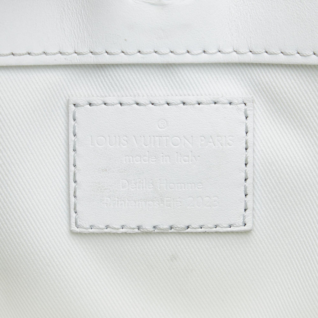 Louis Vuitton Monogram Ornaments Sac Plat 24H (SHG-dwDoVW)